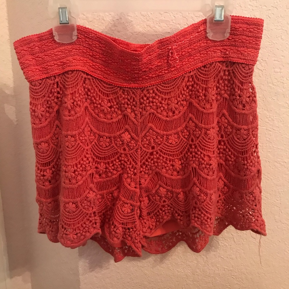 Lace flowy shorts
